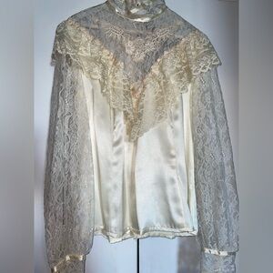 Vintage Gunne Sax Cream Lace Top